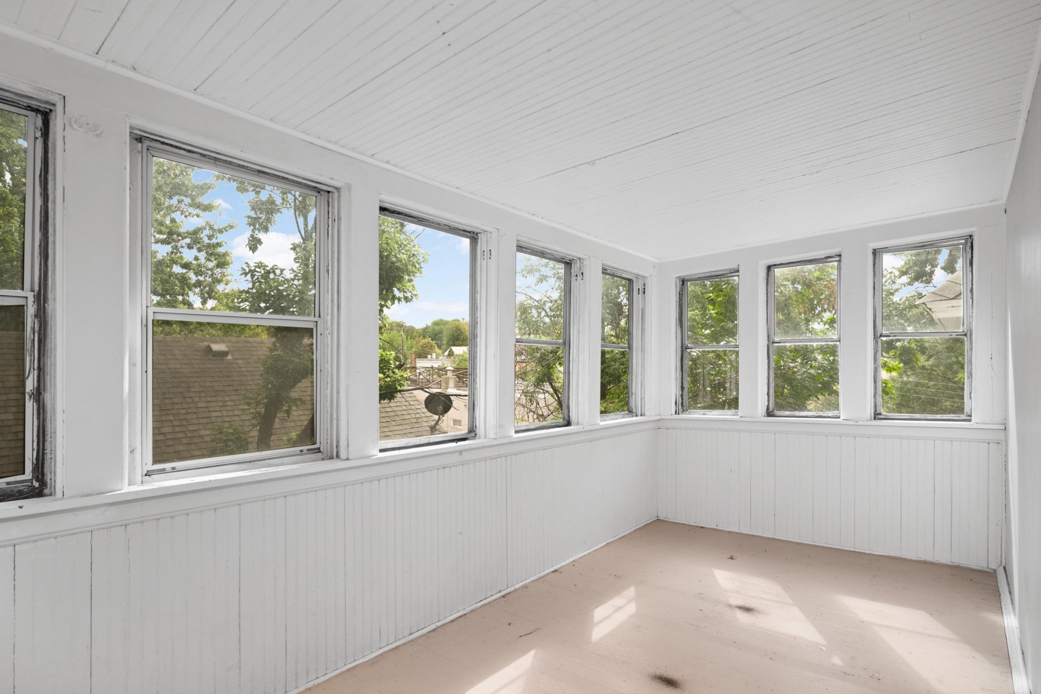 620 Cook Avenue E Property Photo 15
