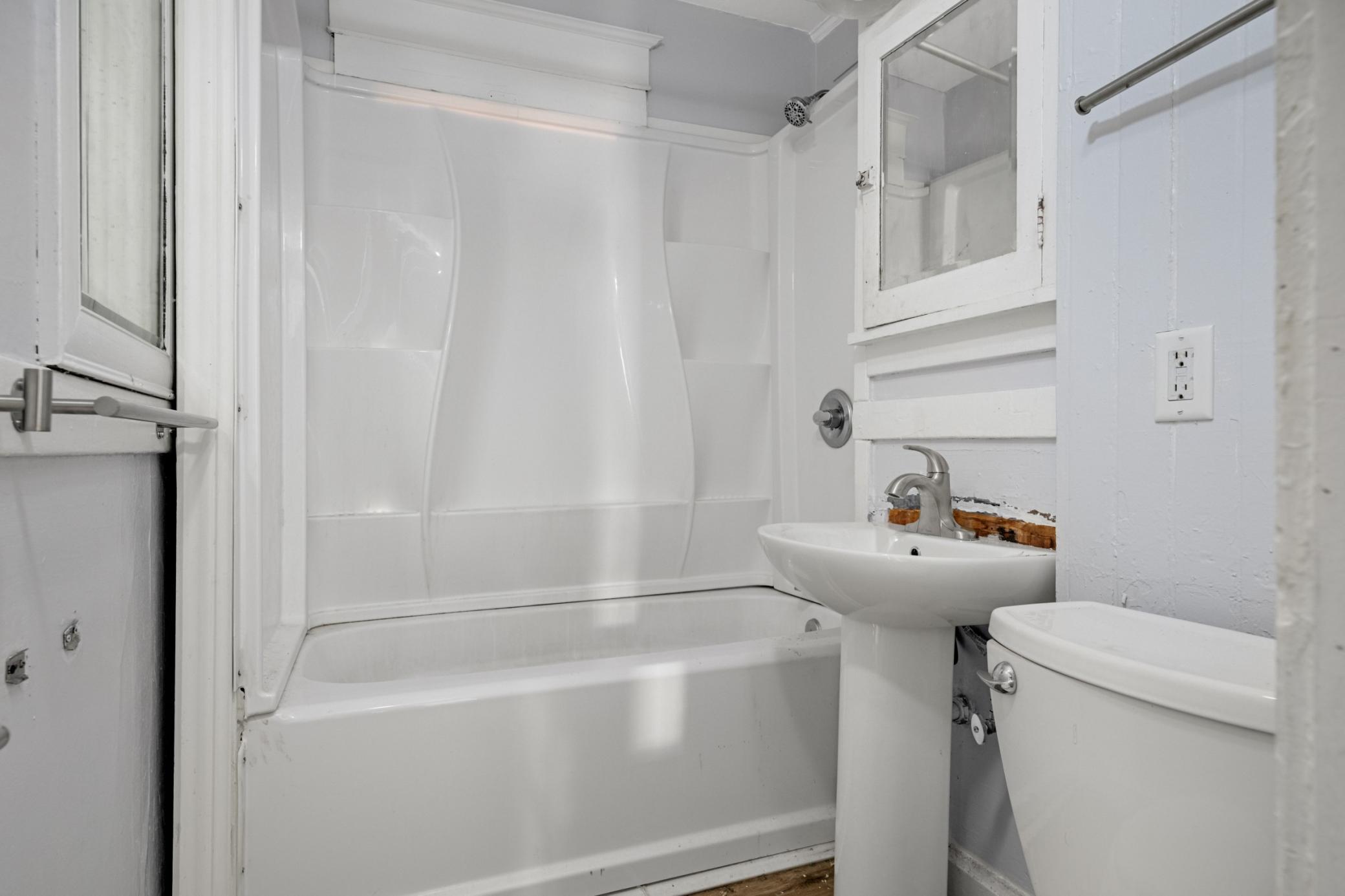 620 Cook Avenue E Property Photo 16