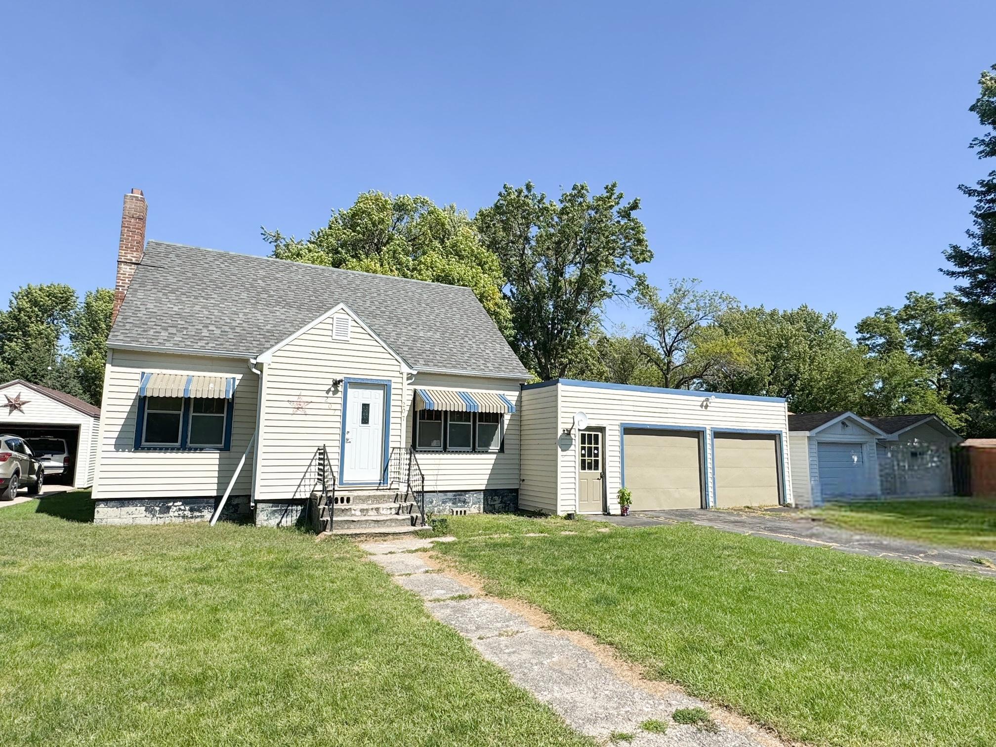 207 E Duroe Street Property Photo 2