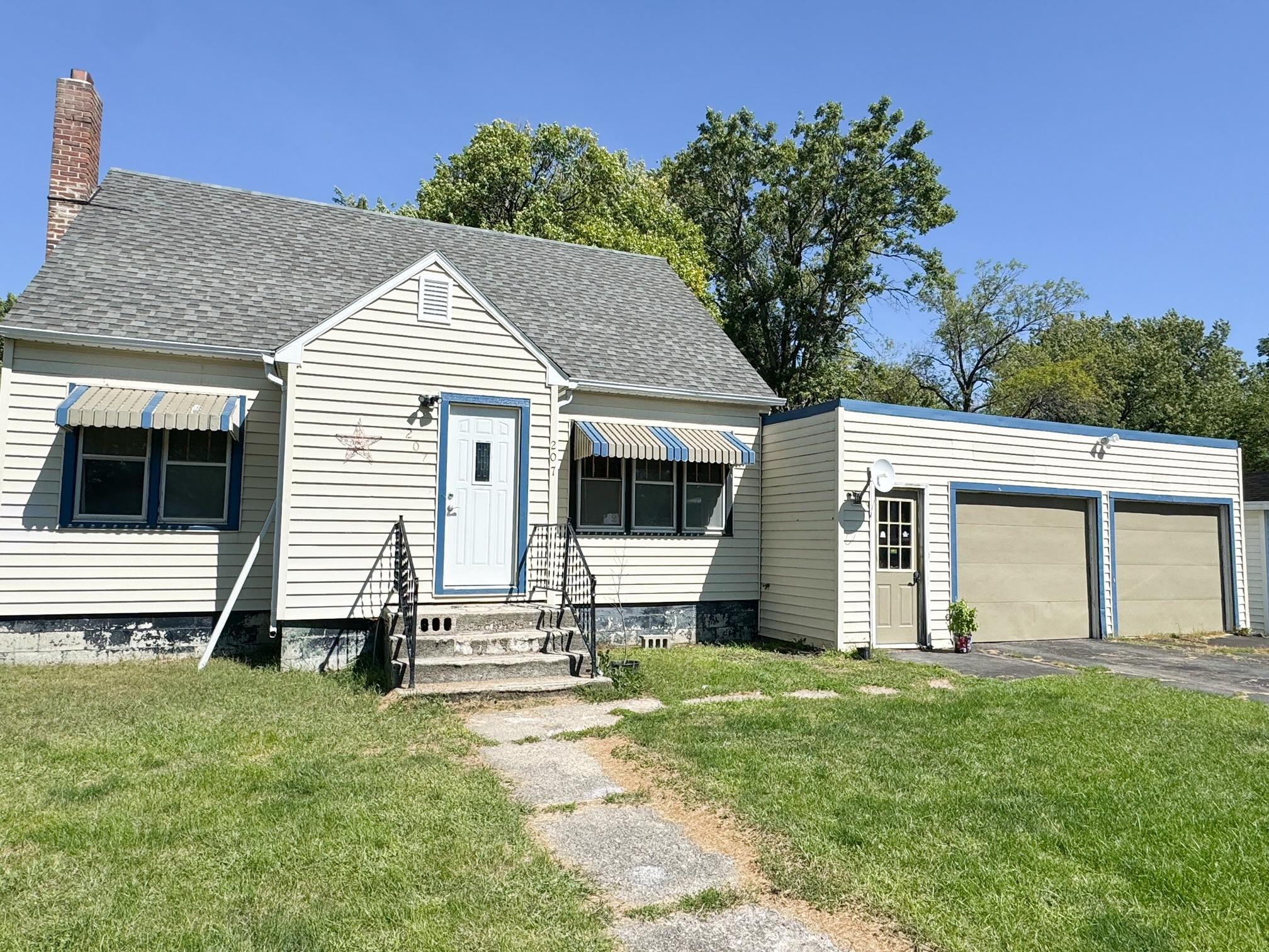 207 E Duroe Street Property Photo 3