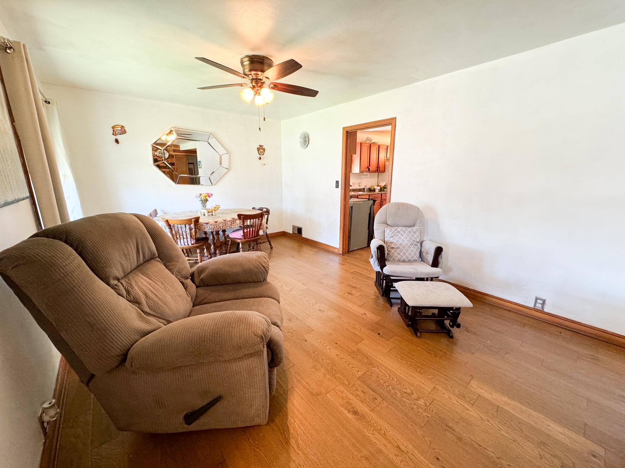 207 E Duroe Street Property Photo 8
