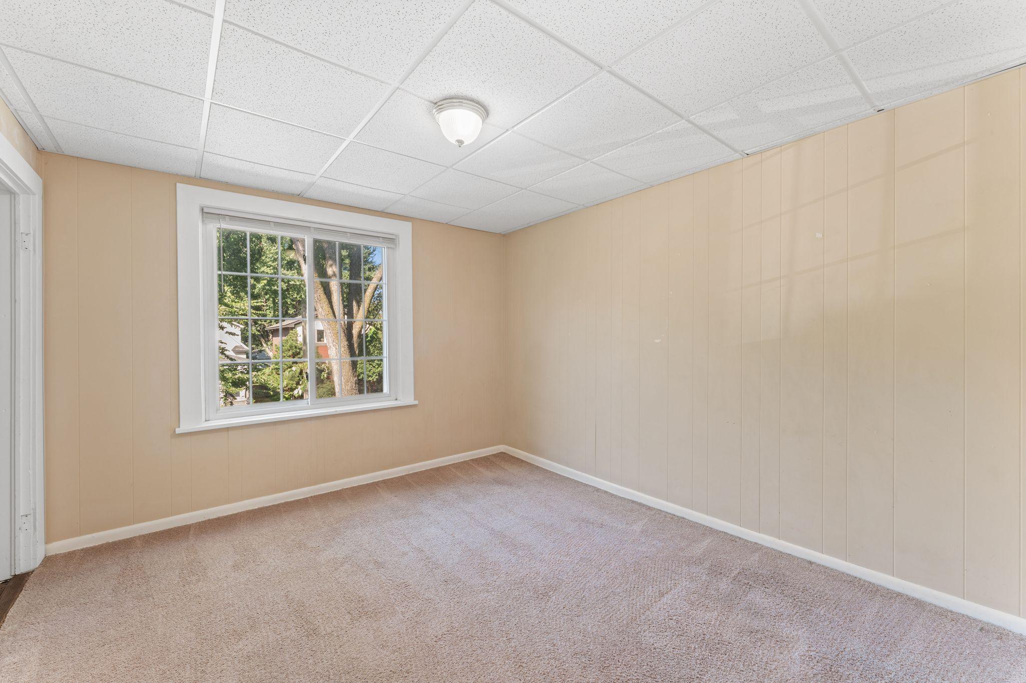 1076 25th Avenue Se Property Photo 13