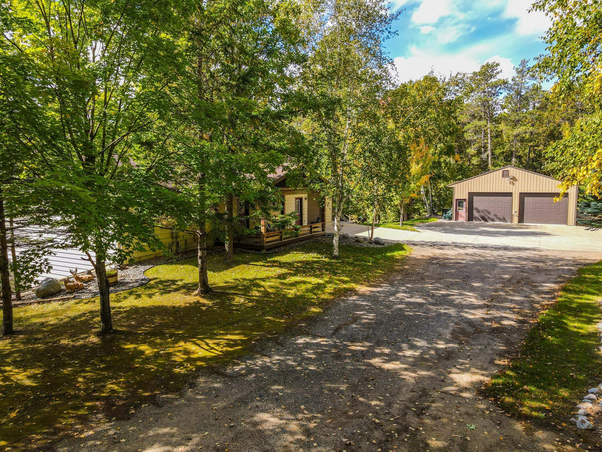 24425 Hickory Trail Property Photo 5