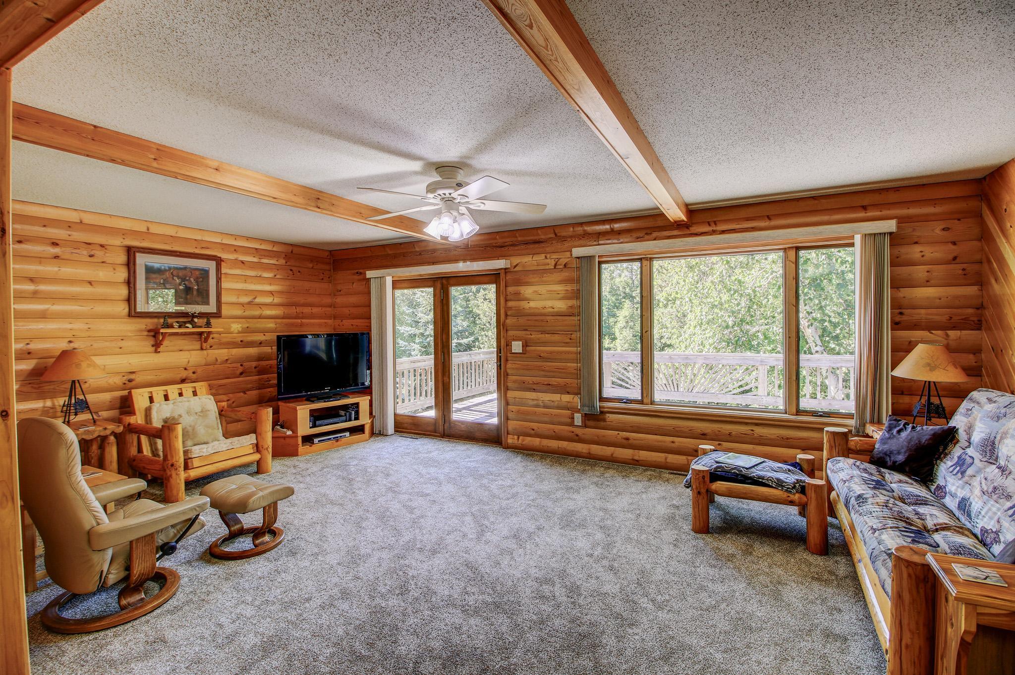 24425 Hickory Trail Property Photo 7