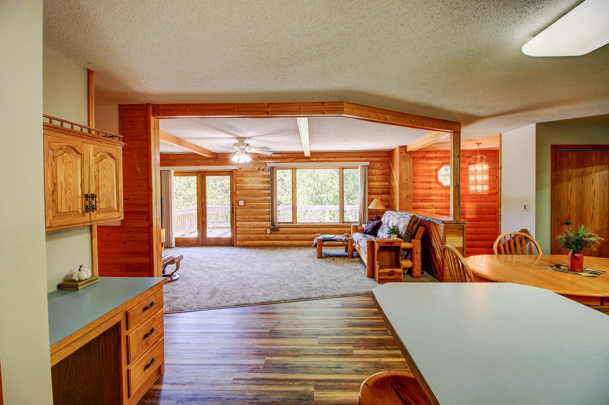 24425 Hickory Trail Property Photo 14