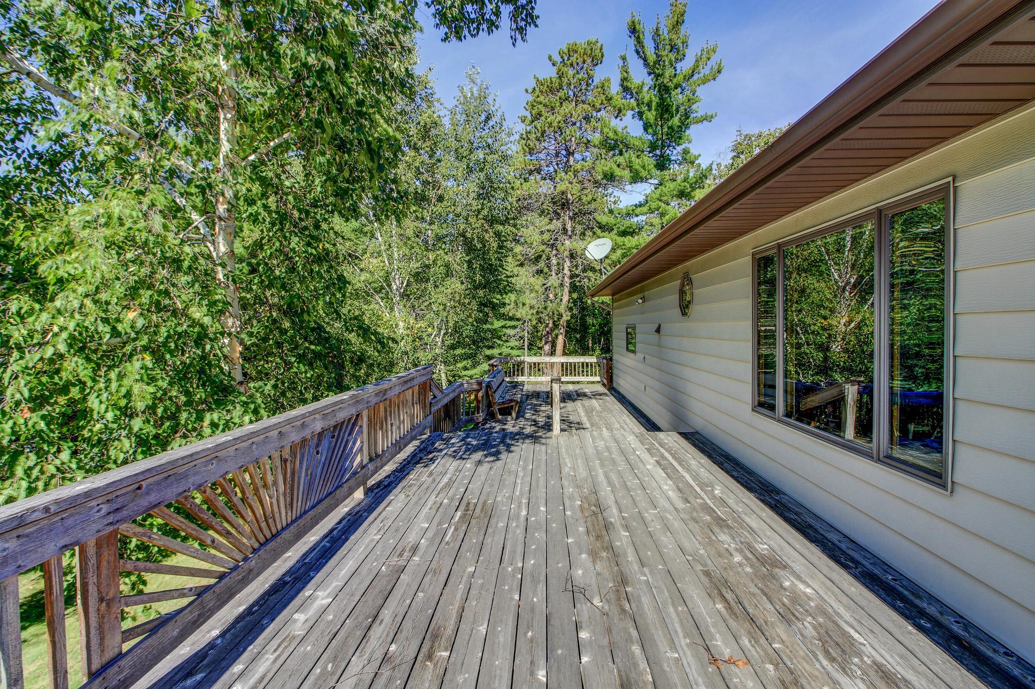 24425 Hickory Trail Property Photo 15