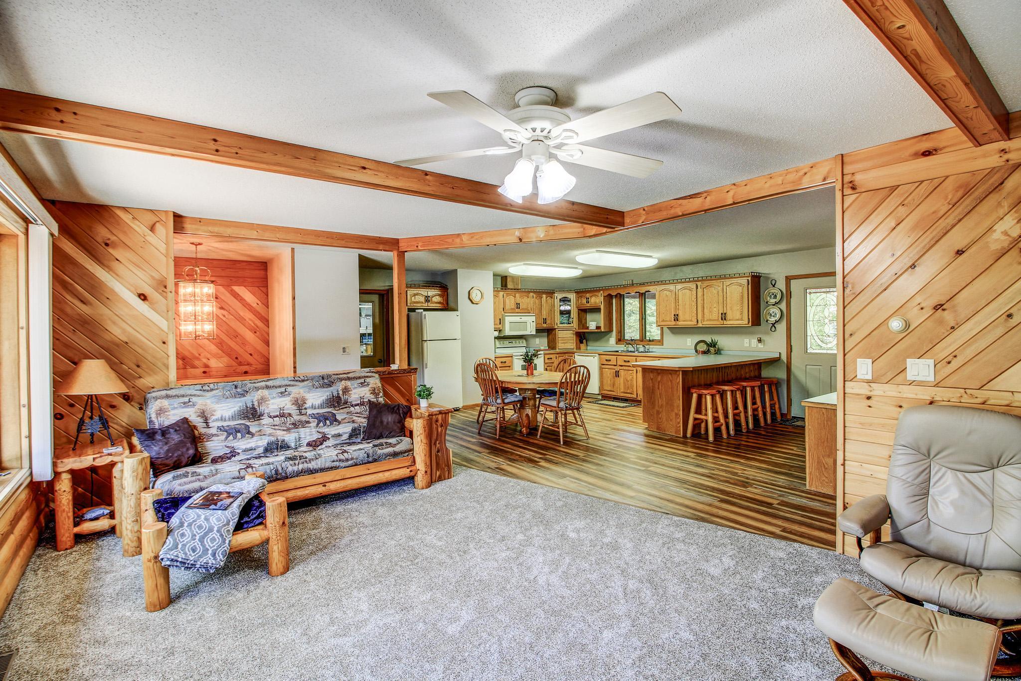 24425 Hickory Trail Property Photo 17