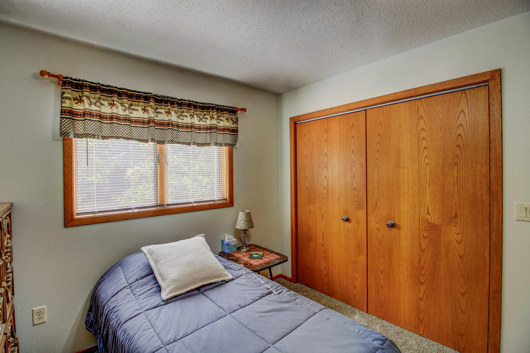 24425 Hickory Trail Property Photo 27