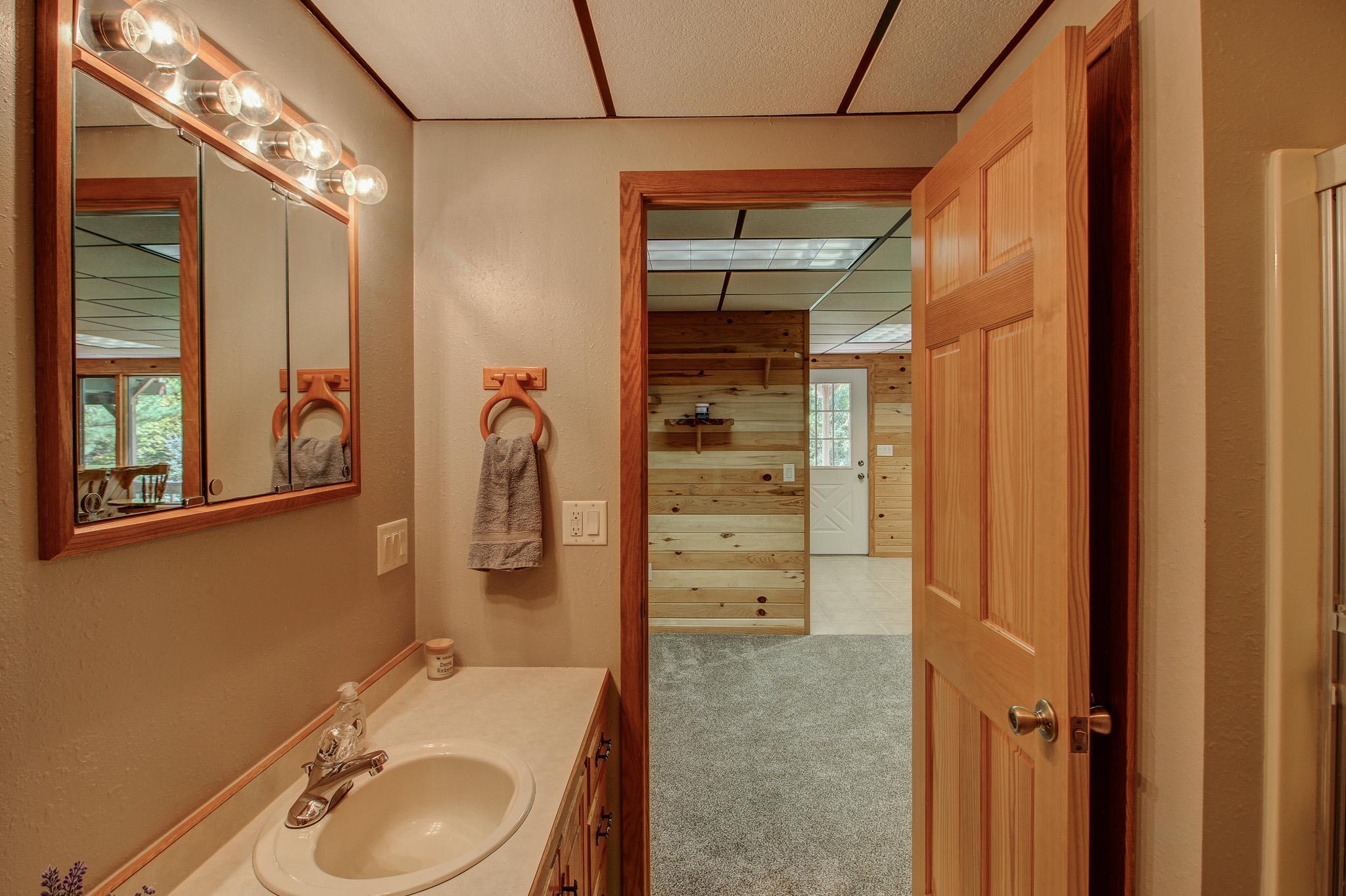 24425 Hickory Trail Property Photo 41