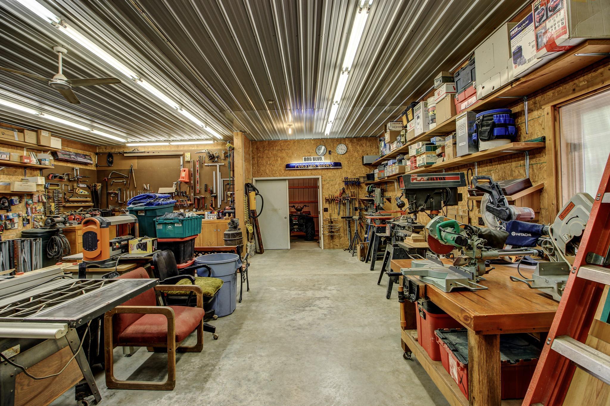 24425 Hickory Trail Property Photo 54