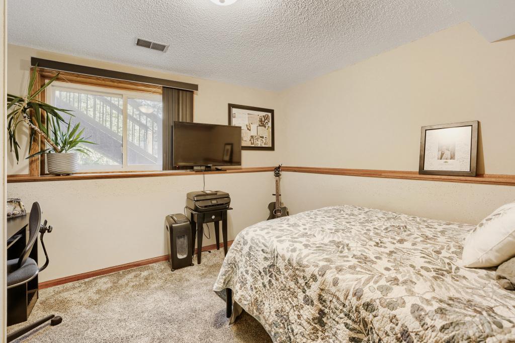 6078 Kalland Drive Ne Property Photo 13