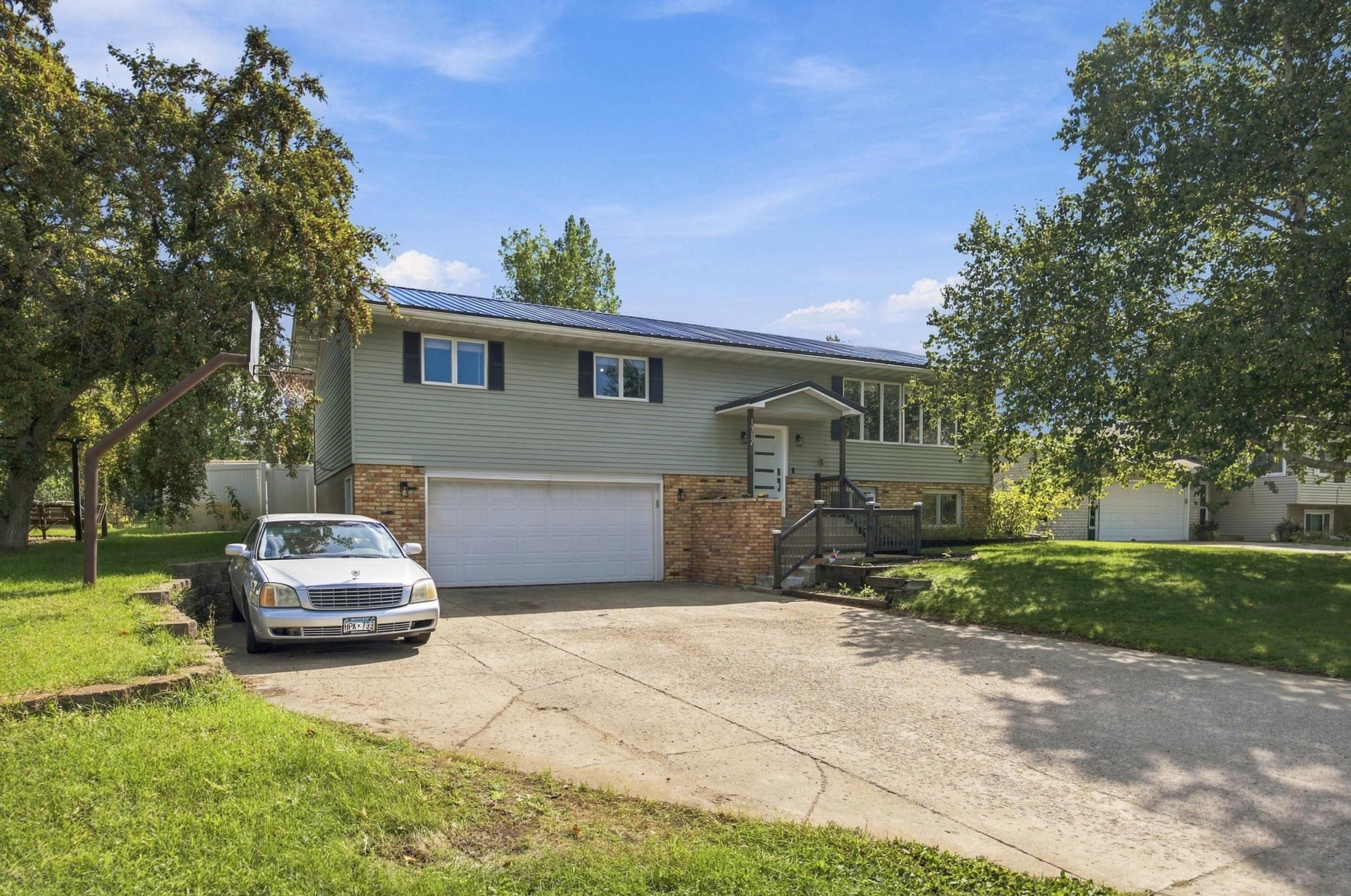 1317 Loring Avenue Property Photo 29