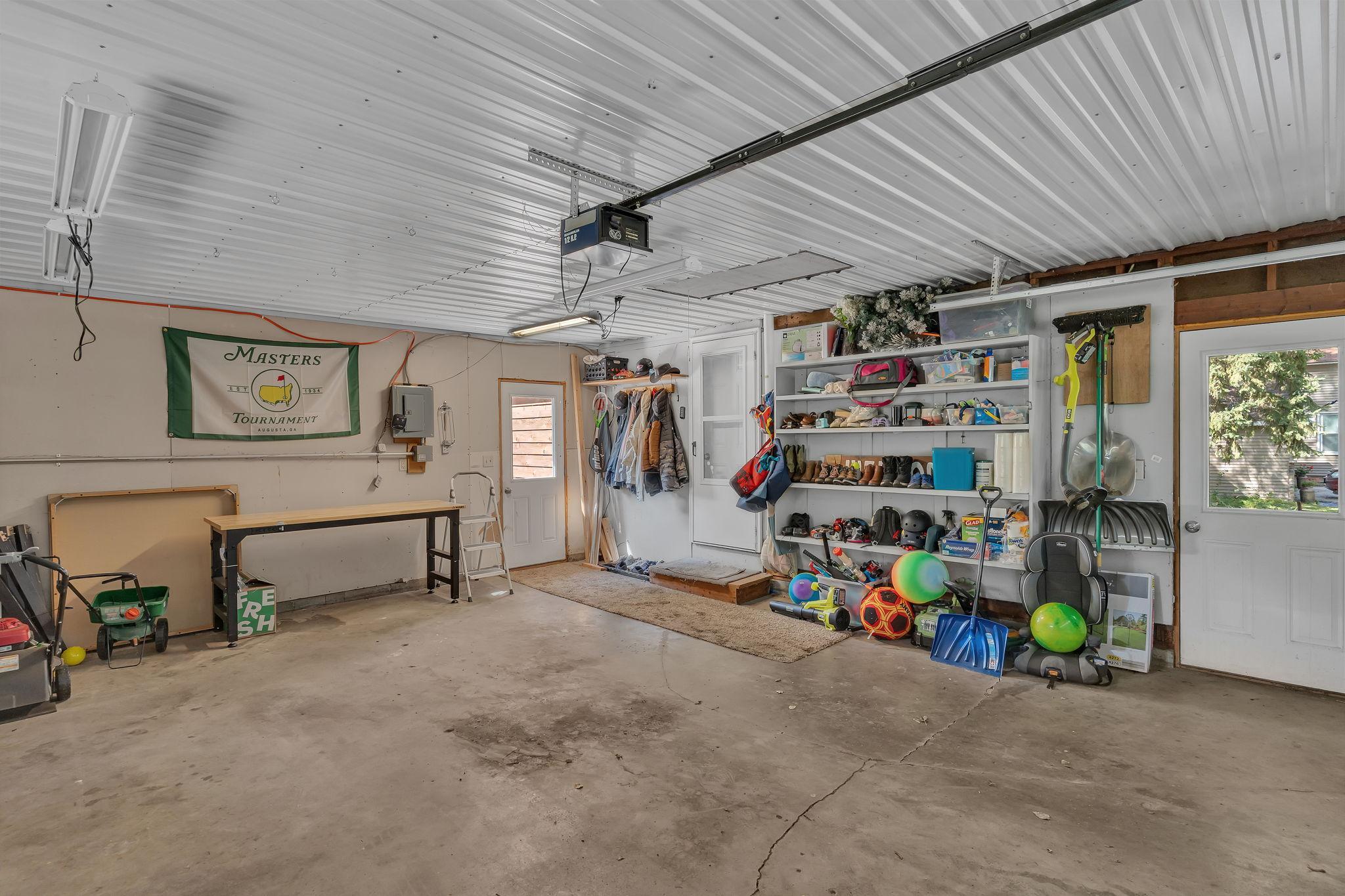 210 Lakeview Drive Property Photo 25