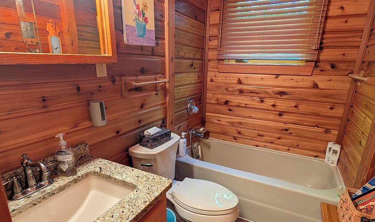 1809 Everett Bay Road Property Photo 23