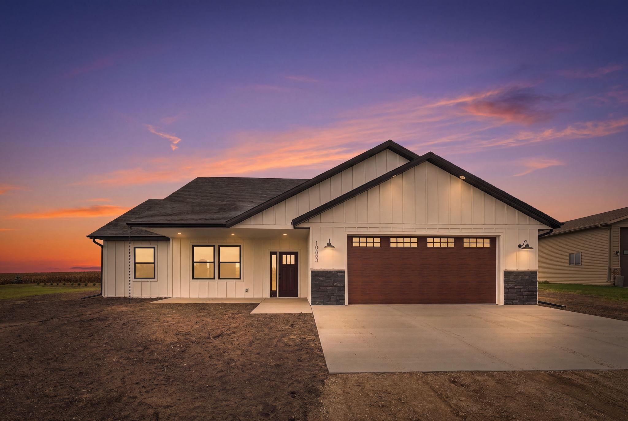 10653 Marty View Circle Property Photo 1