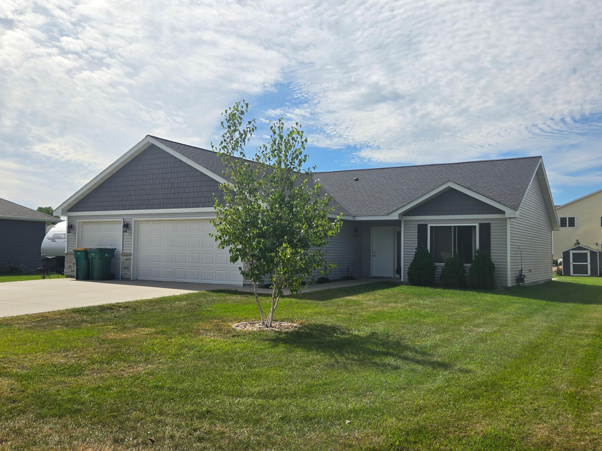 124 Kenna Drive Property Photo 2