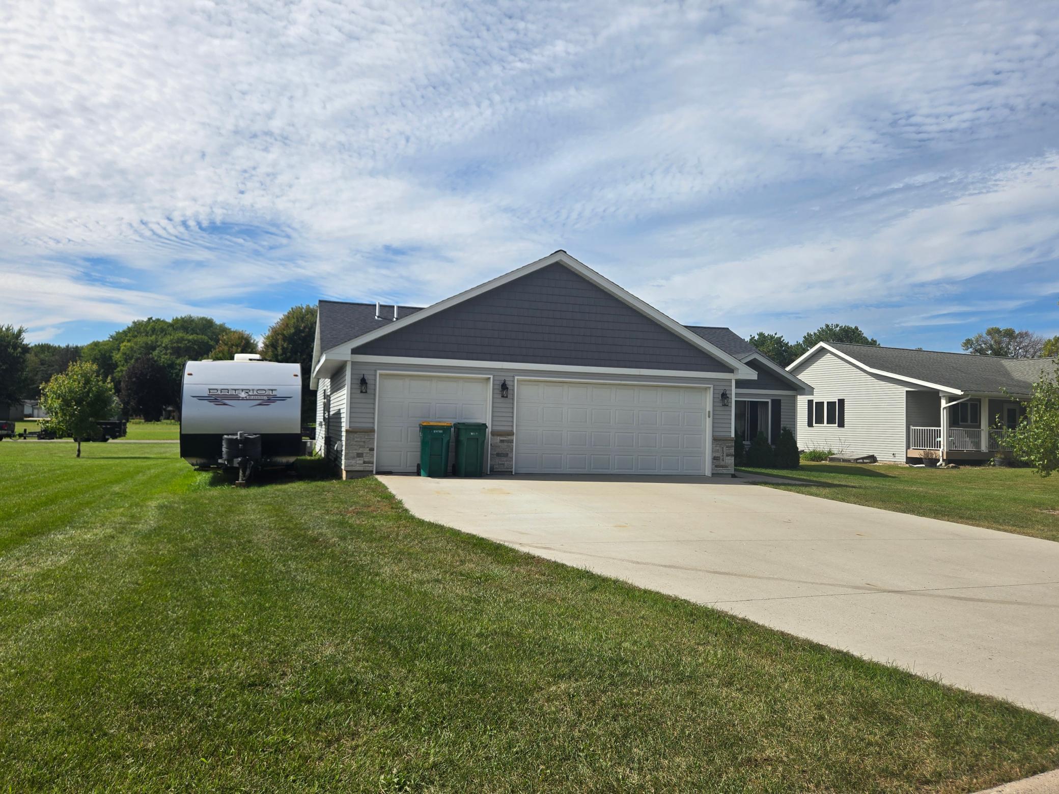 124 Kenna Drive Property Photo 3