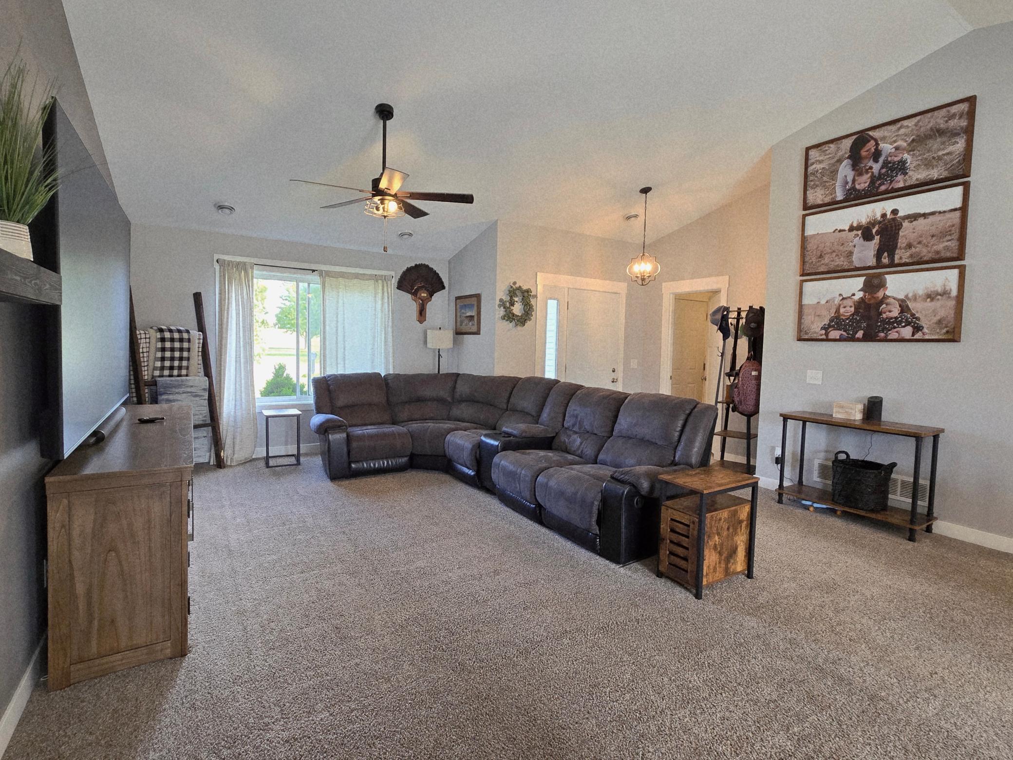 124 Kenna Drive Property Photo 14