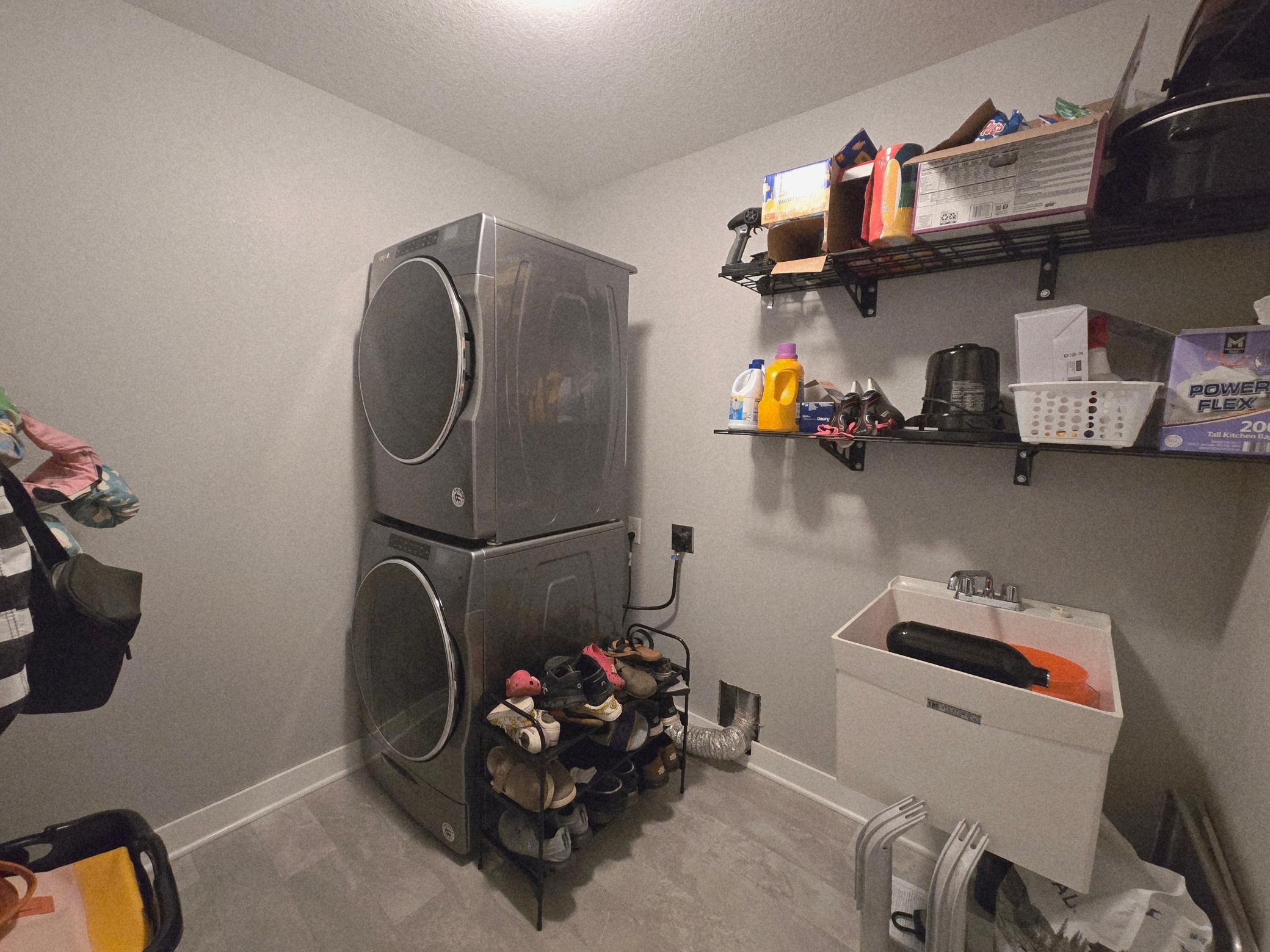 124 Kenna Drive Property Photo 17