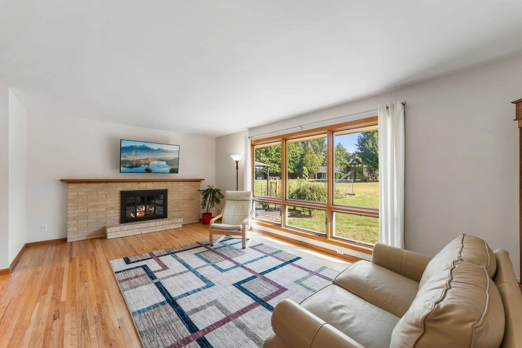 17807 Susan Lane Property Photo 6