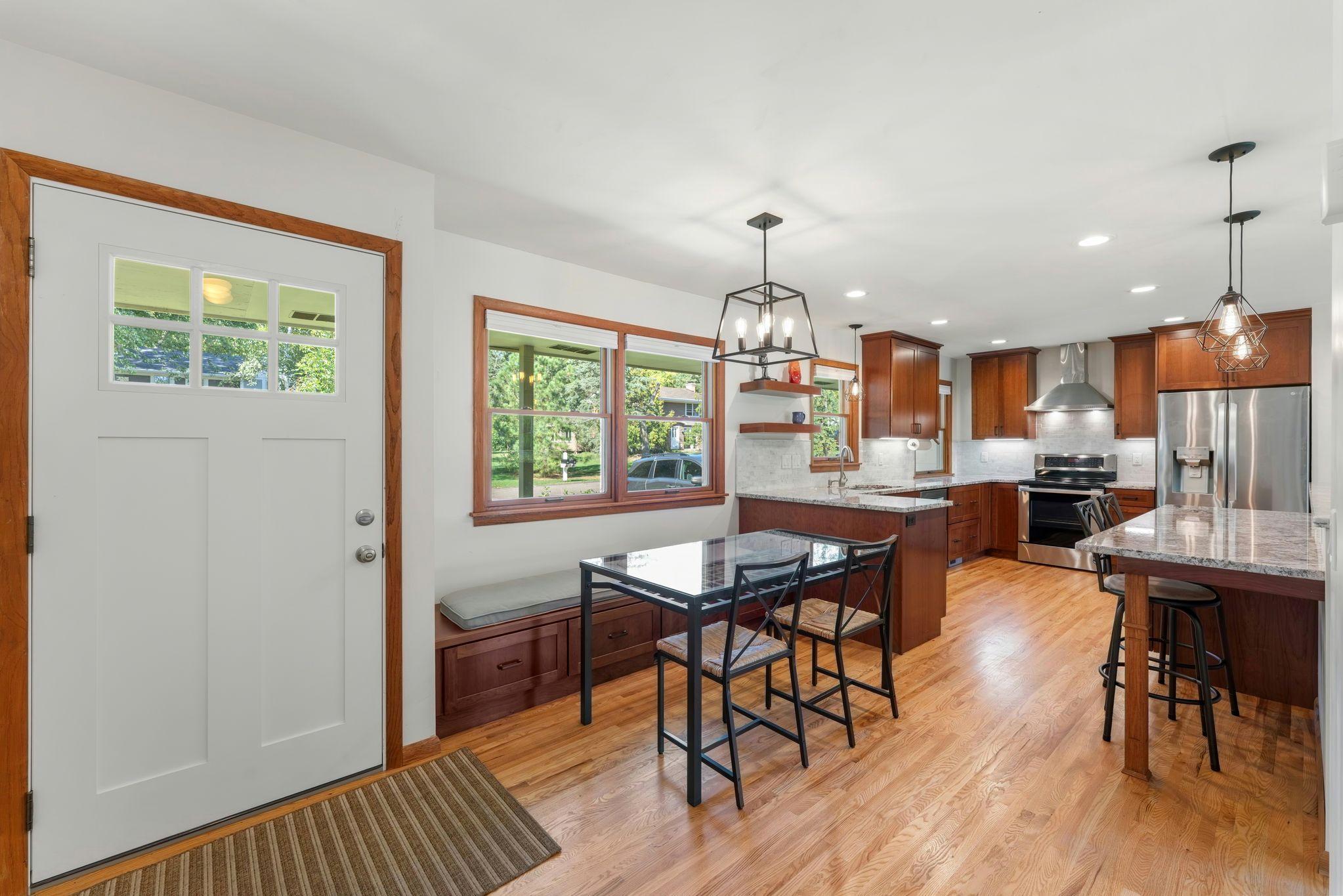 17807 Susan Lane Property Photo 7