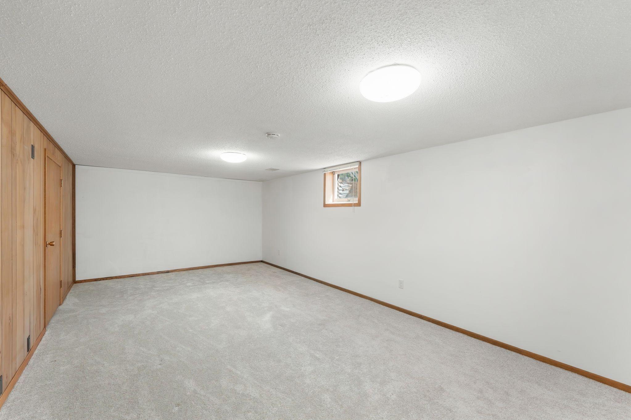 17807 Susan Lane Property Photo 20