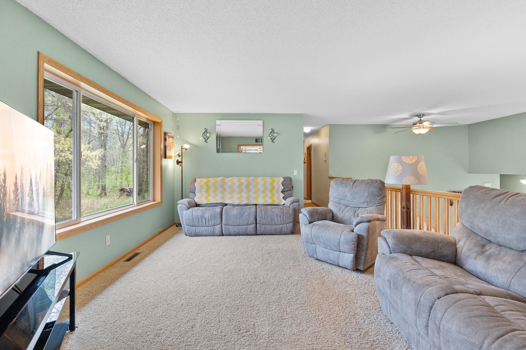 10308 S Oaks Road Property Photo 6