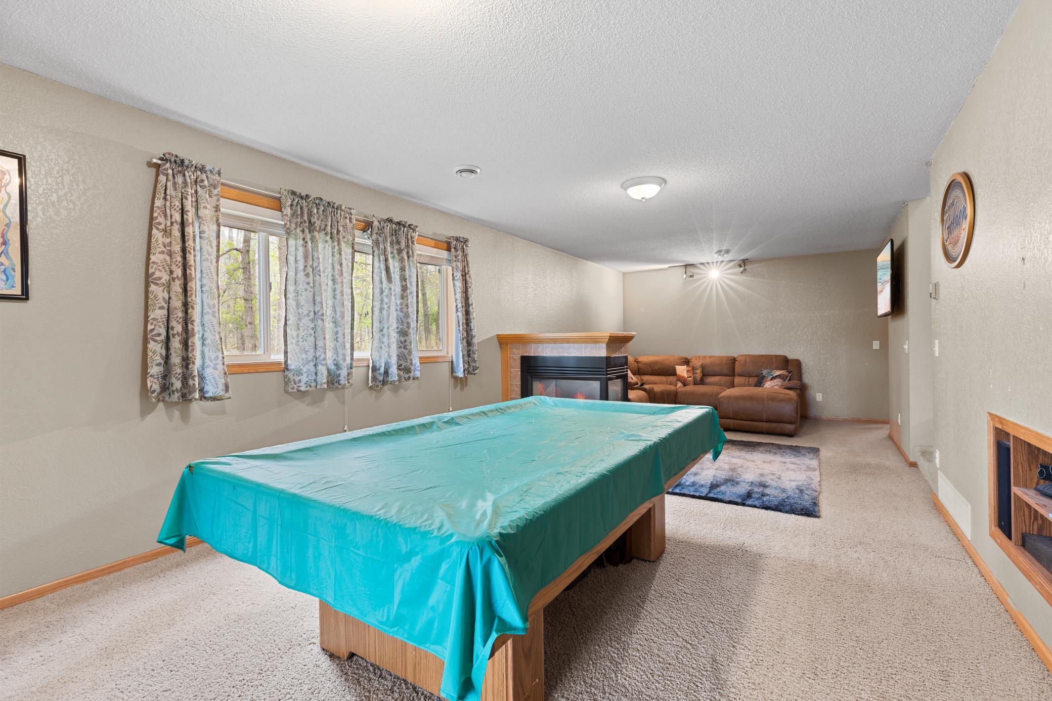 10308 S Oaks Road Property Photo 12