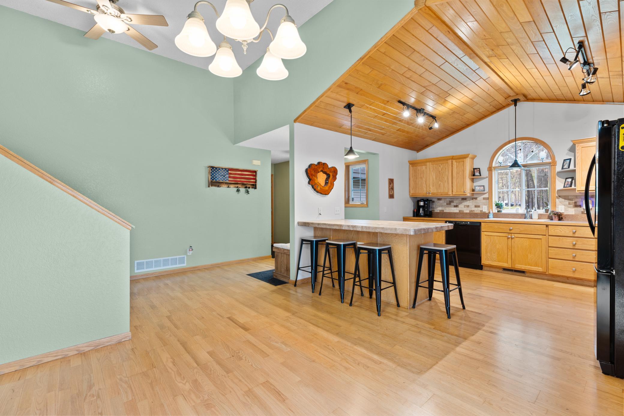 10308 S Oaks Road Property Photo 22