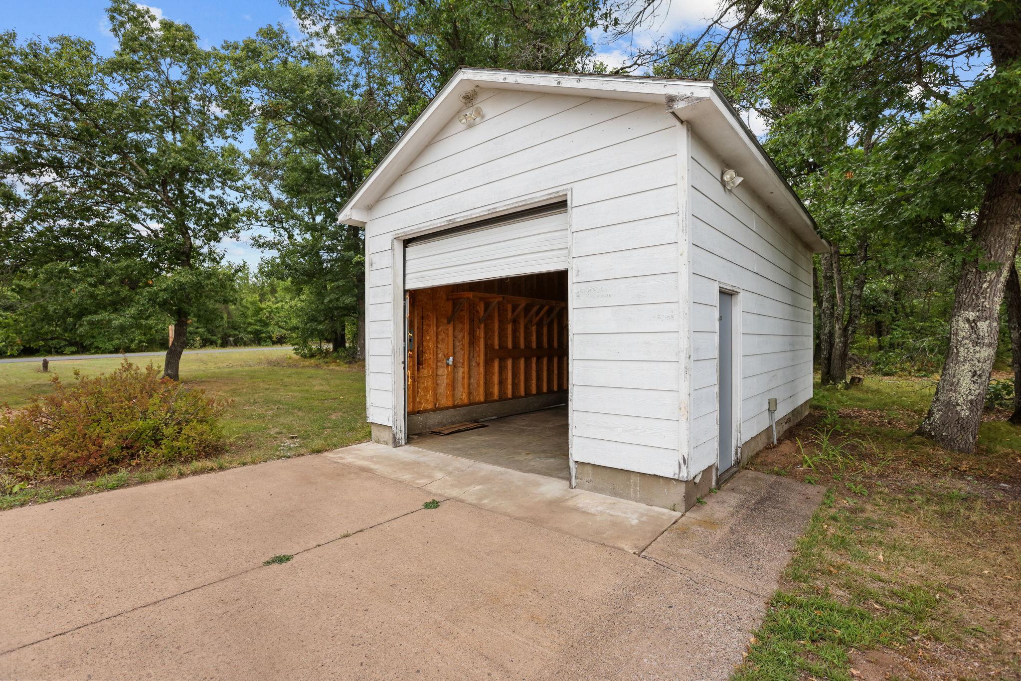 30436 Tower Road Property Photo 6