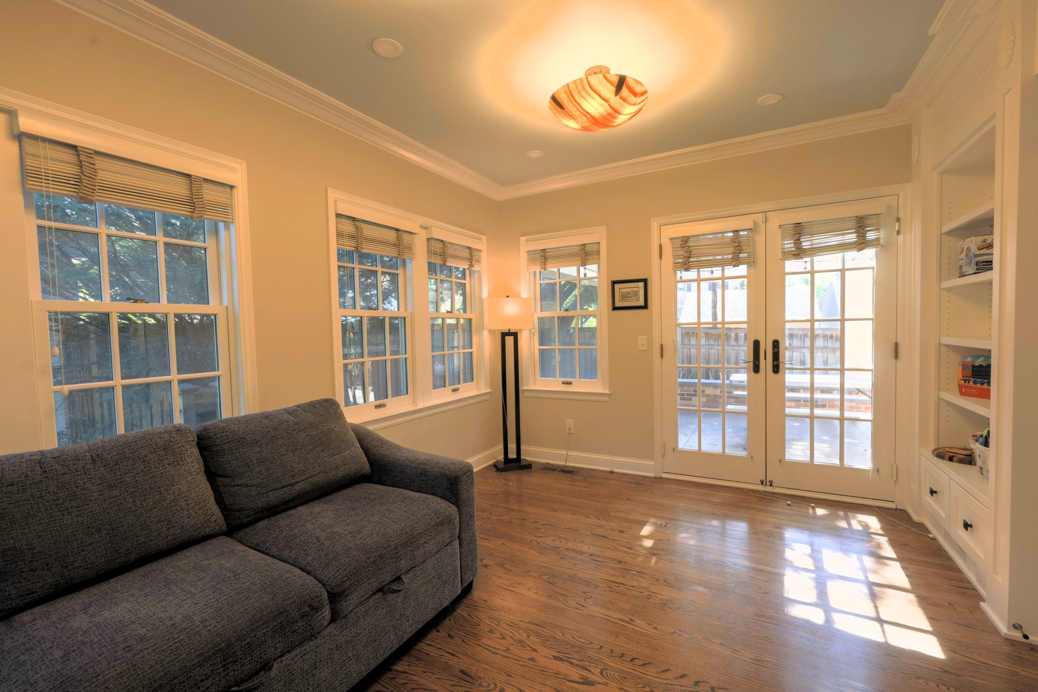 1848 Pinehurst Avenue Property Photo 14