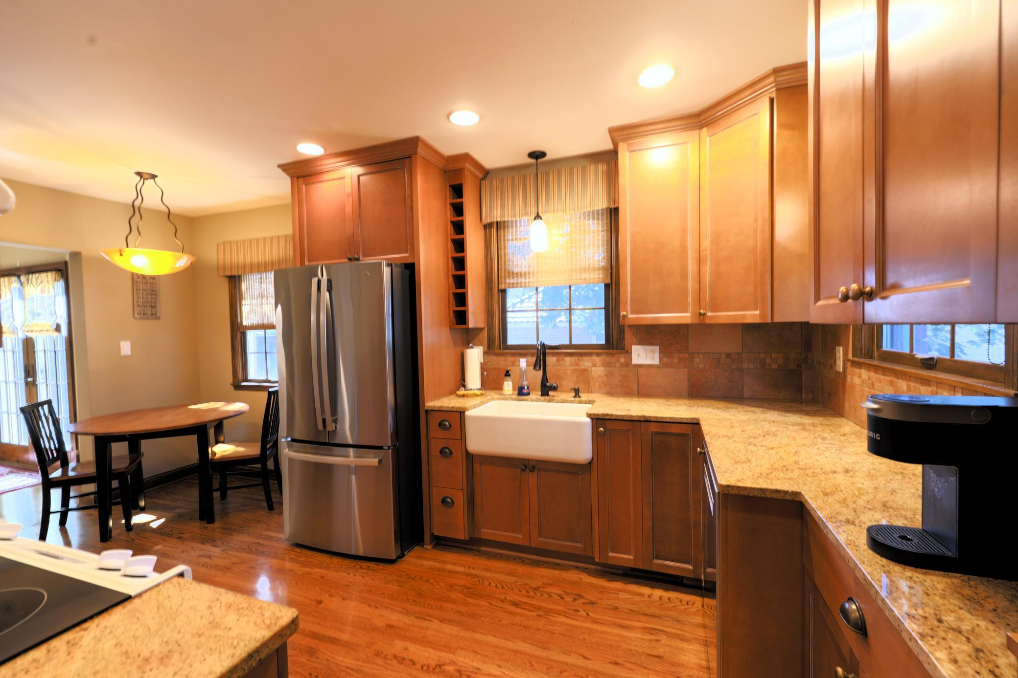 1848 Pinehurst Avenue Property Photo 18