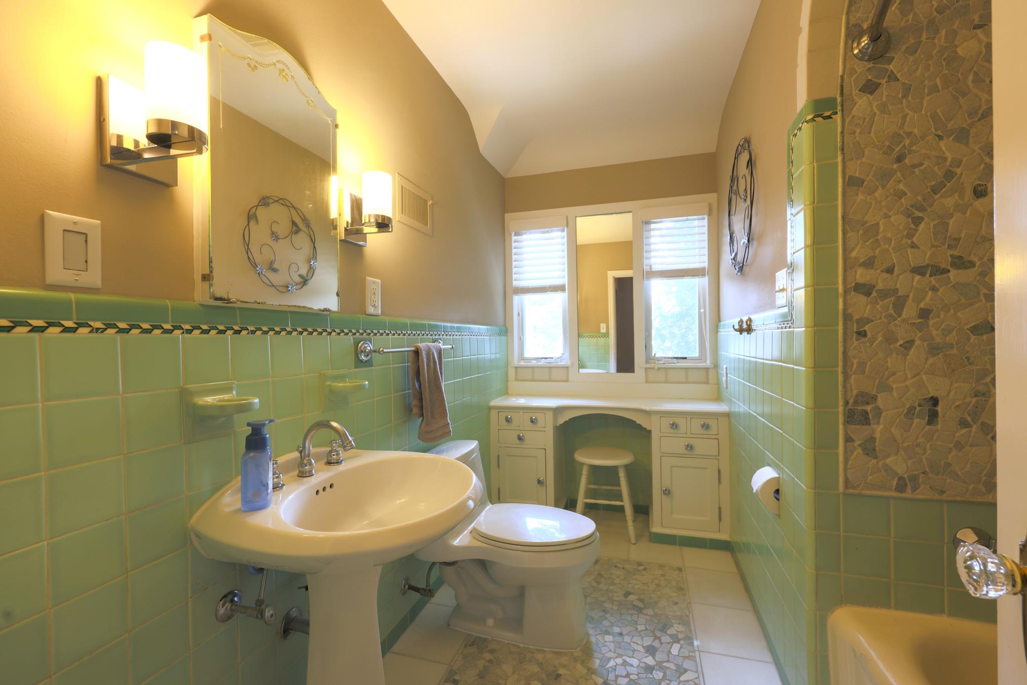 1848 Pinehurst Avenue Property Photo 26