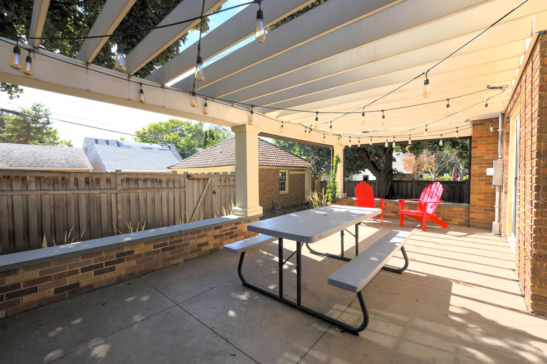 1848 Pinehurst Avenue Property Photo 35