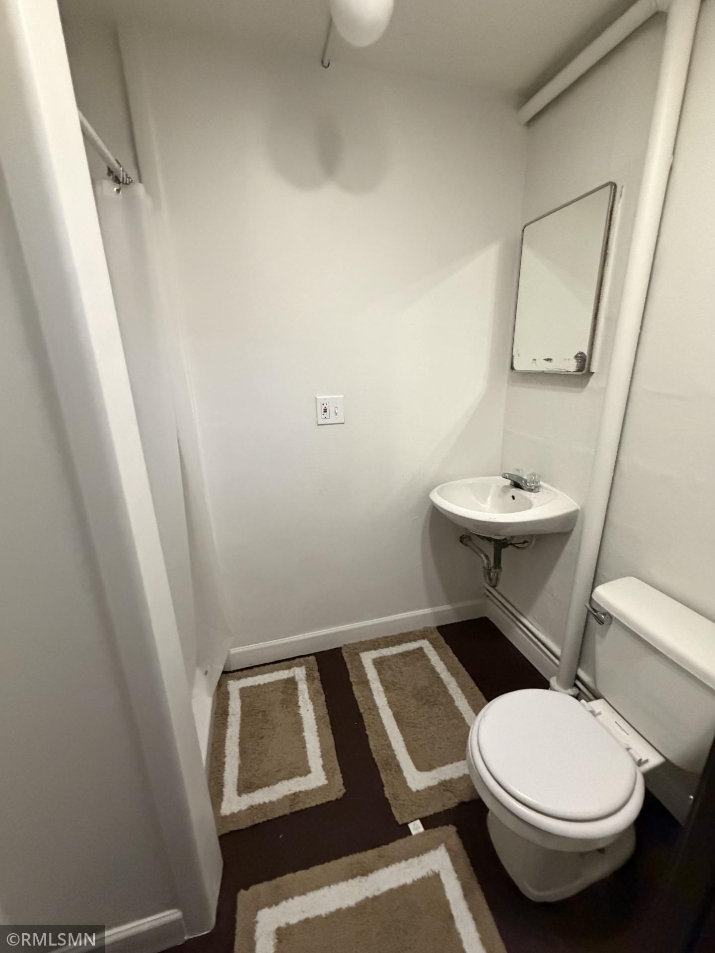1368 7th Street E Property Photo 4