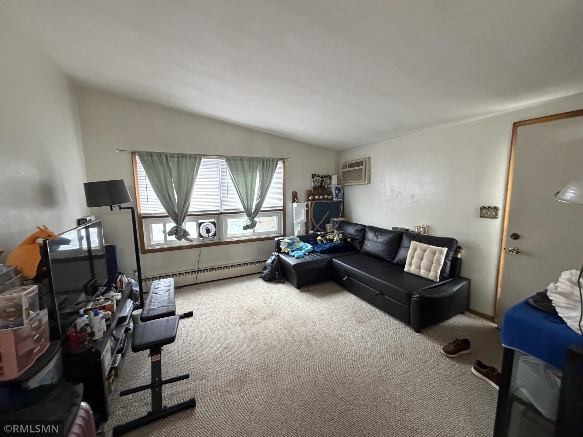 1368 7th Street E Property Photo 5