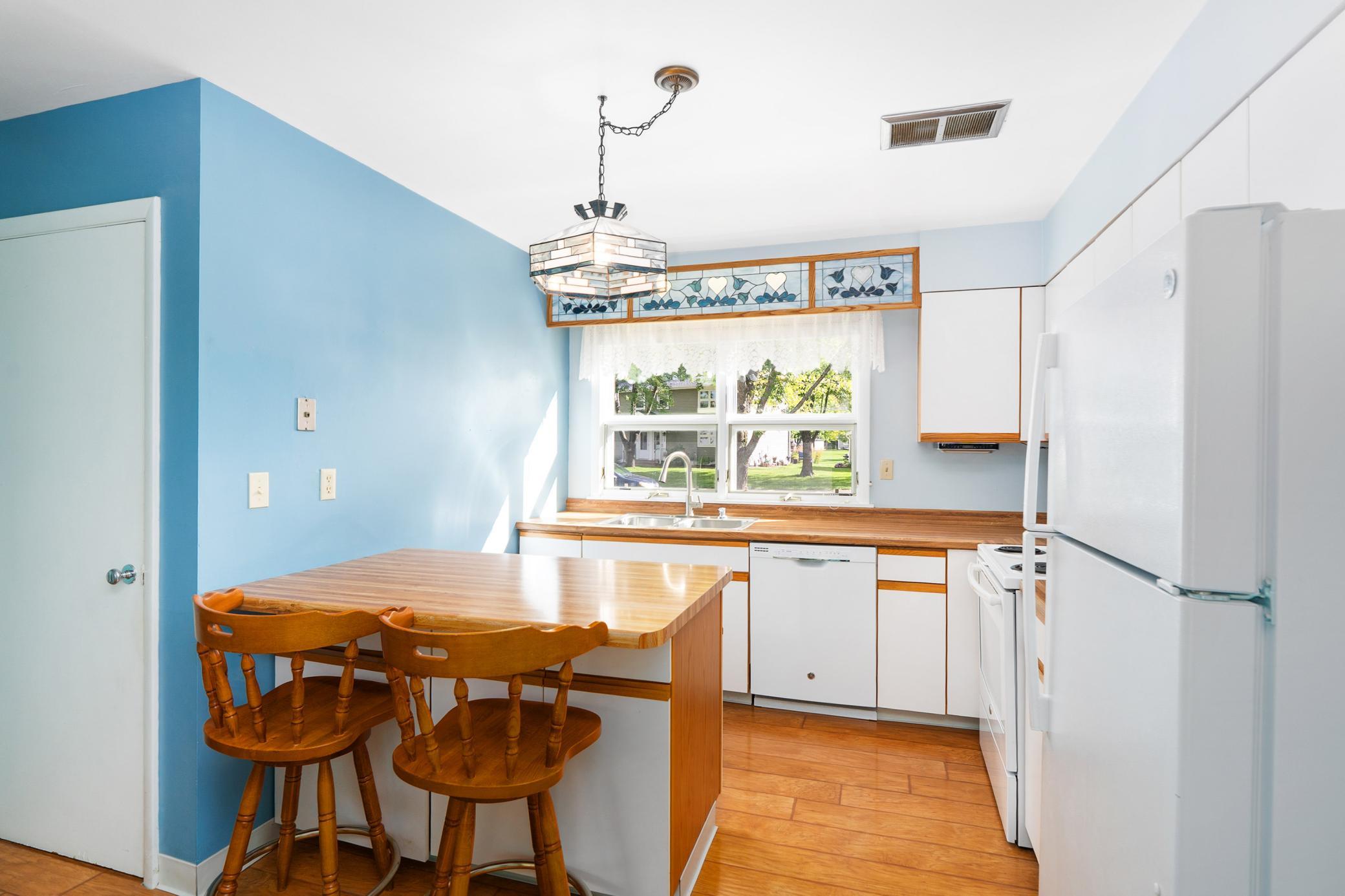 407 Kelly Circle Property Photo 10