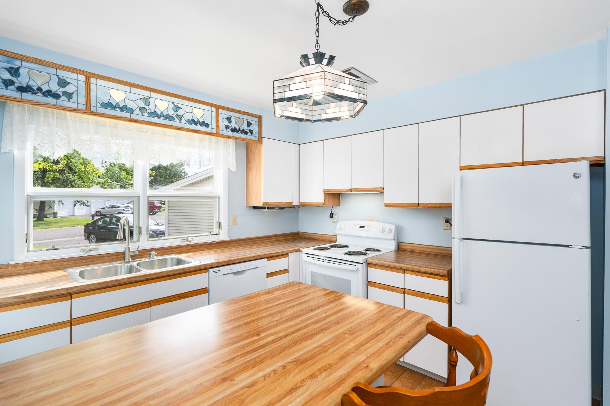 407 Kelly Circle Property Photo 12