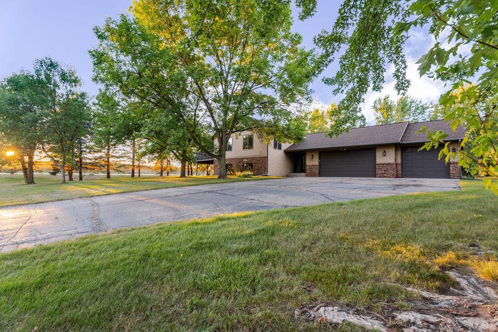 4278 236th Street Property Photo 3