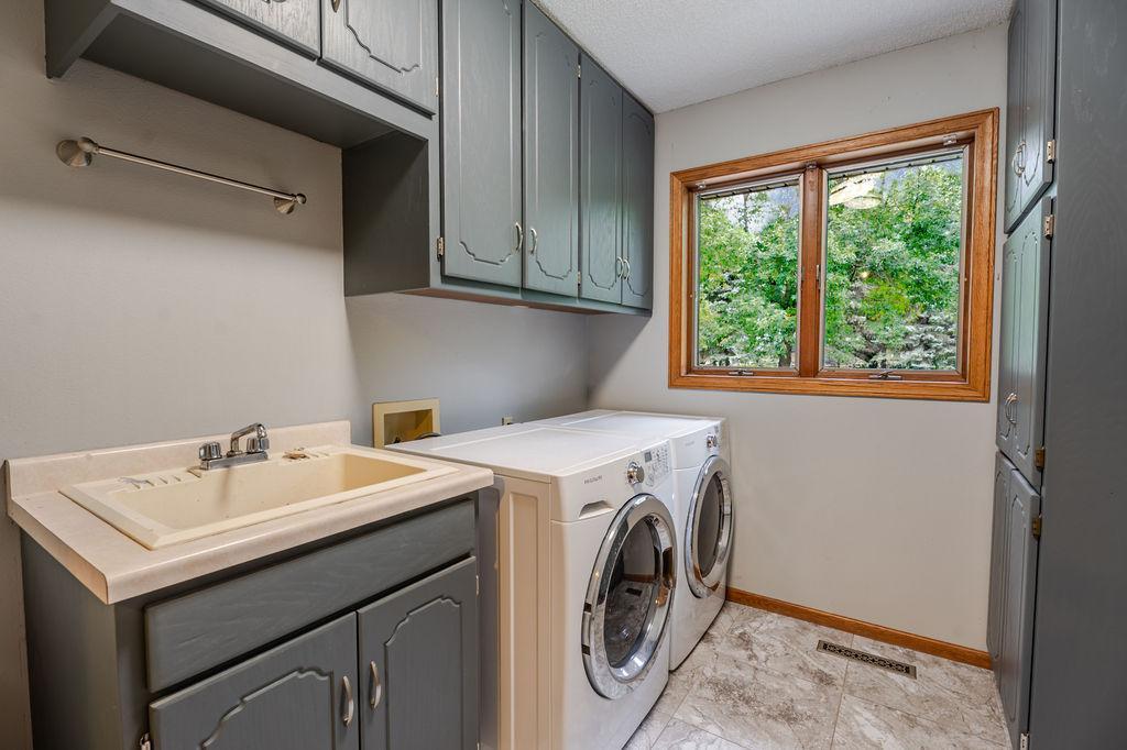 4278 236th Street Property Photo 7