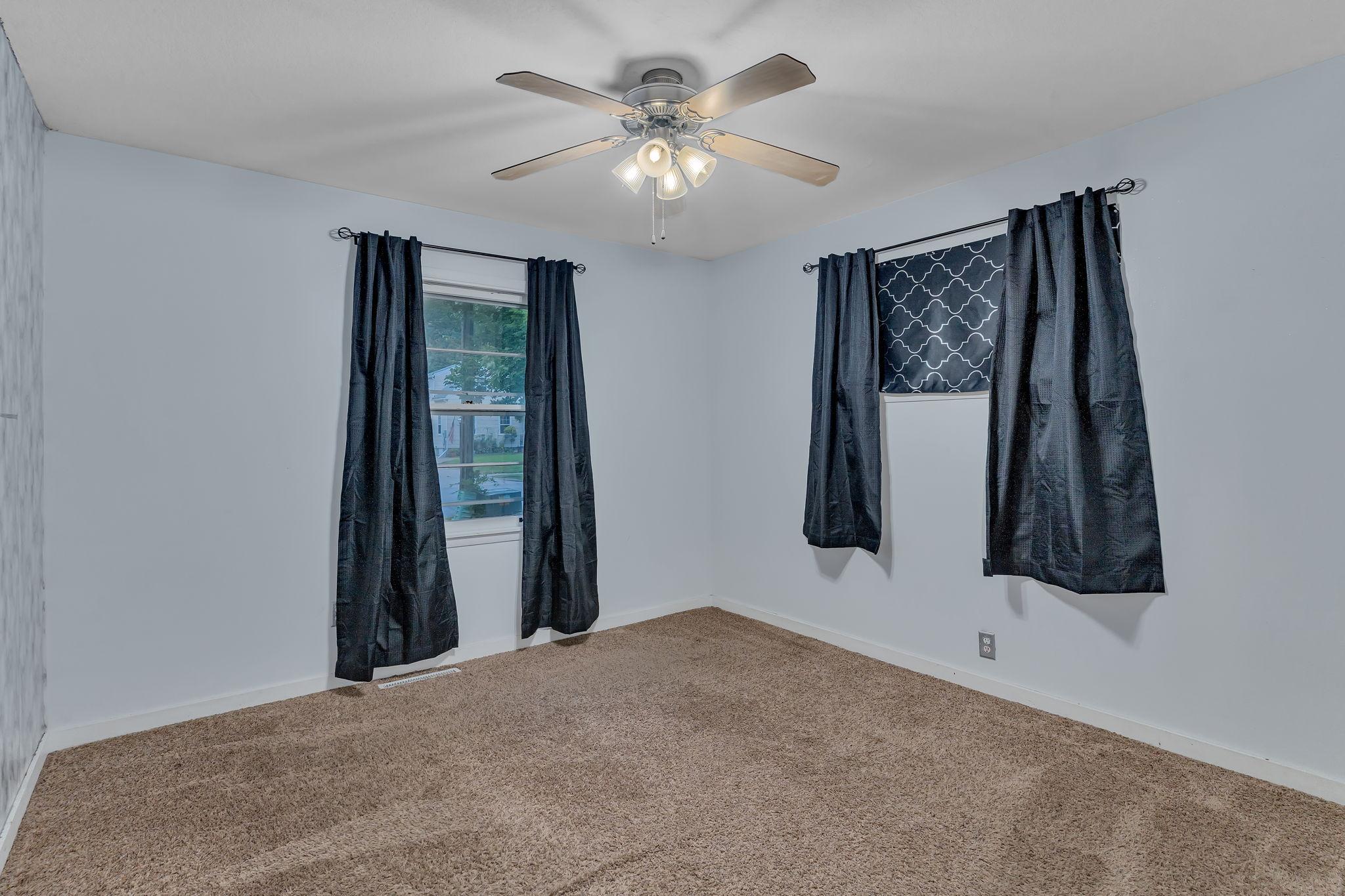 1020 Becker Avenue Se Property Photo 7