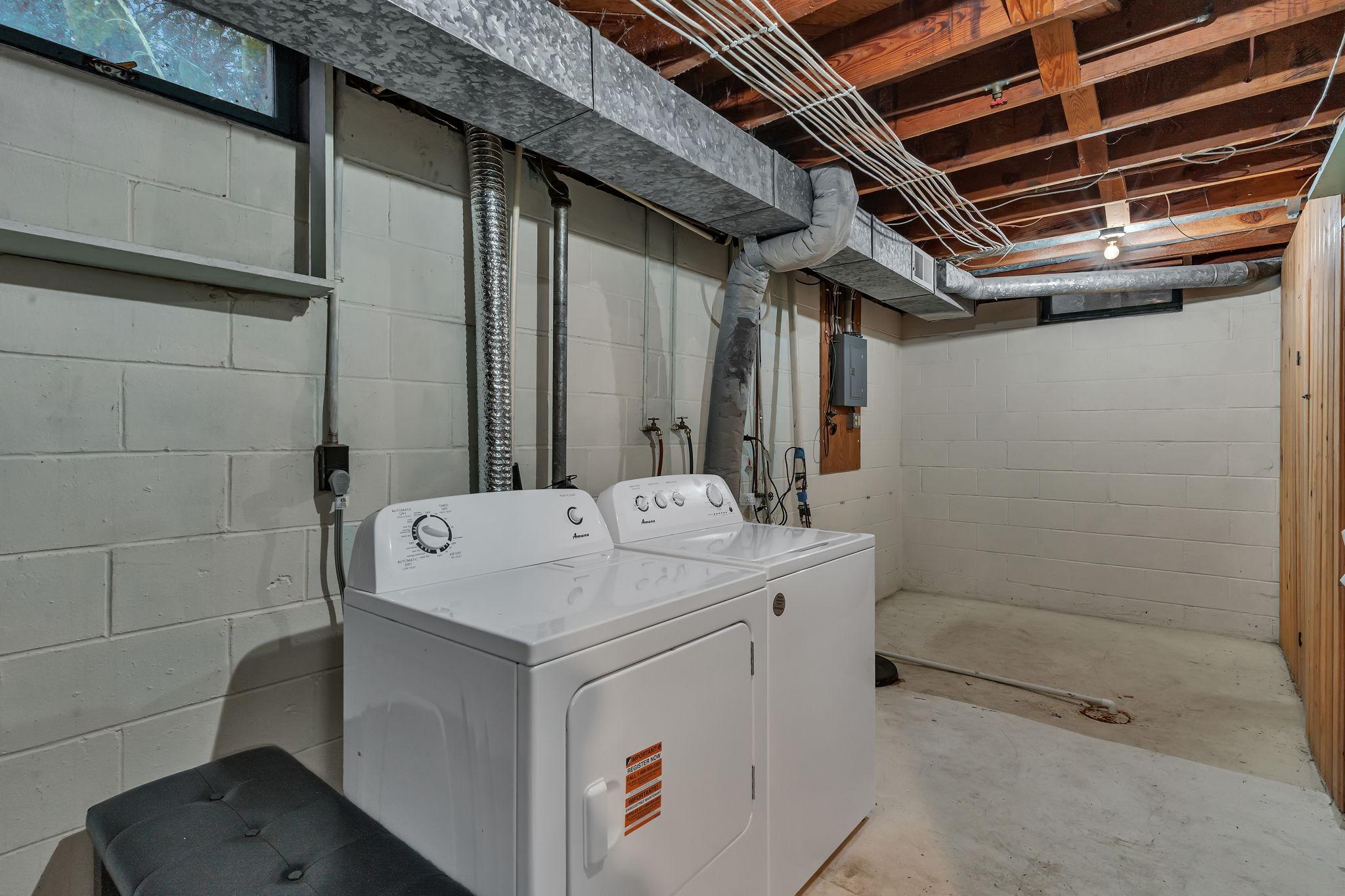1020 Becker Avenue Se Property Photo 13