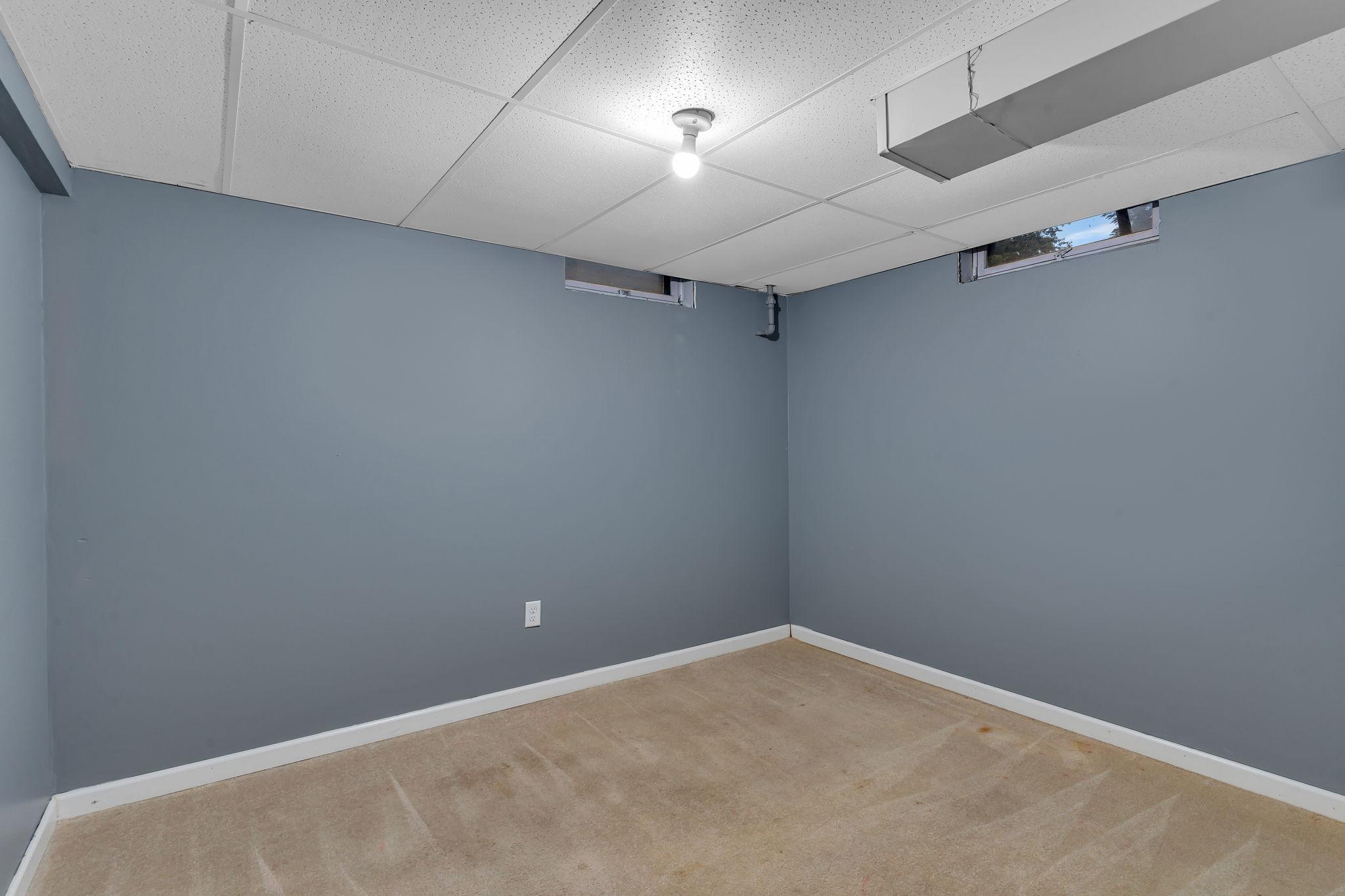 1020 Becker Avenue Se Property Photo 16