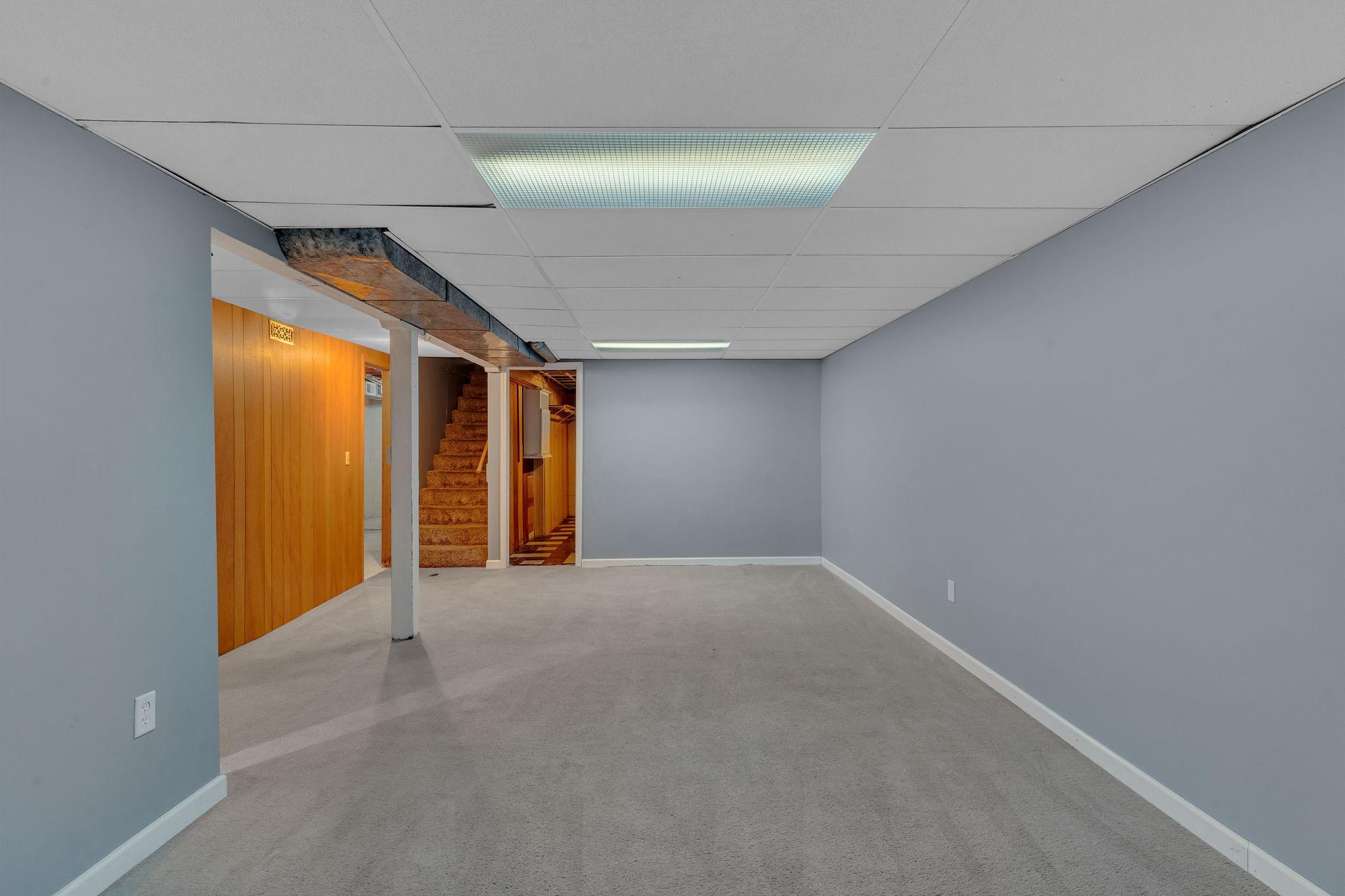 1020 Becker Avenue Se Property Photo 17