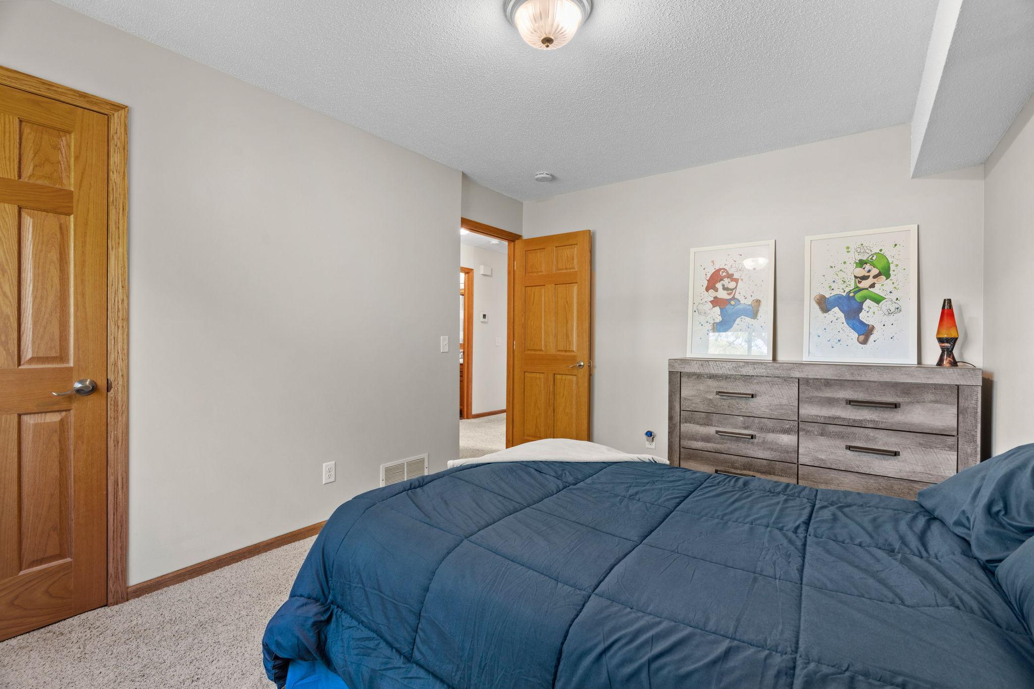 9545 Hillside Drive Property Photo 20