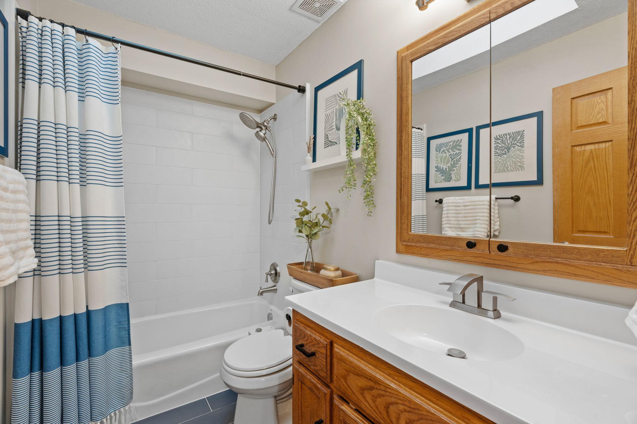 9545 Hillside Drive Property Photo 23