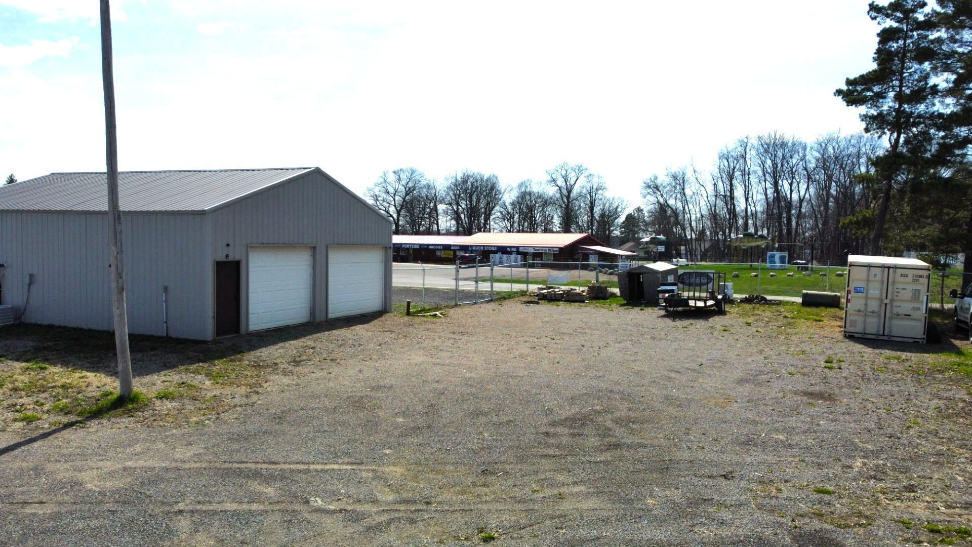 42242 Highway 47 Property Photo 15
