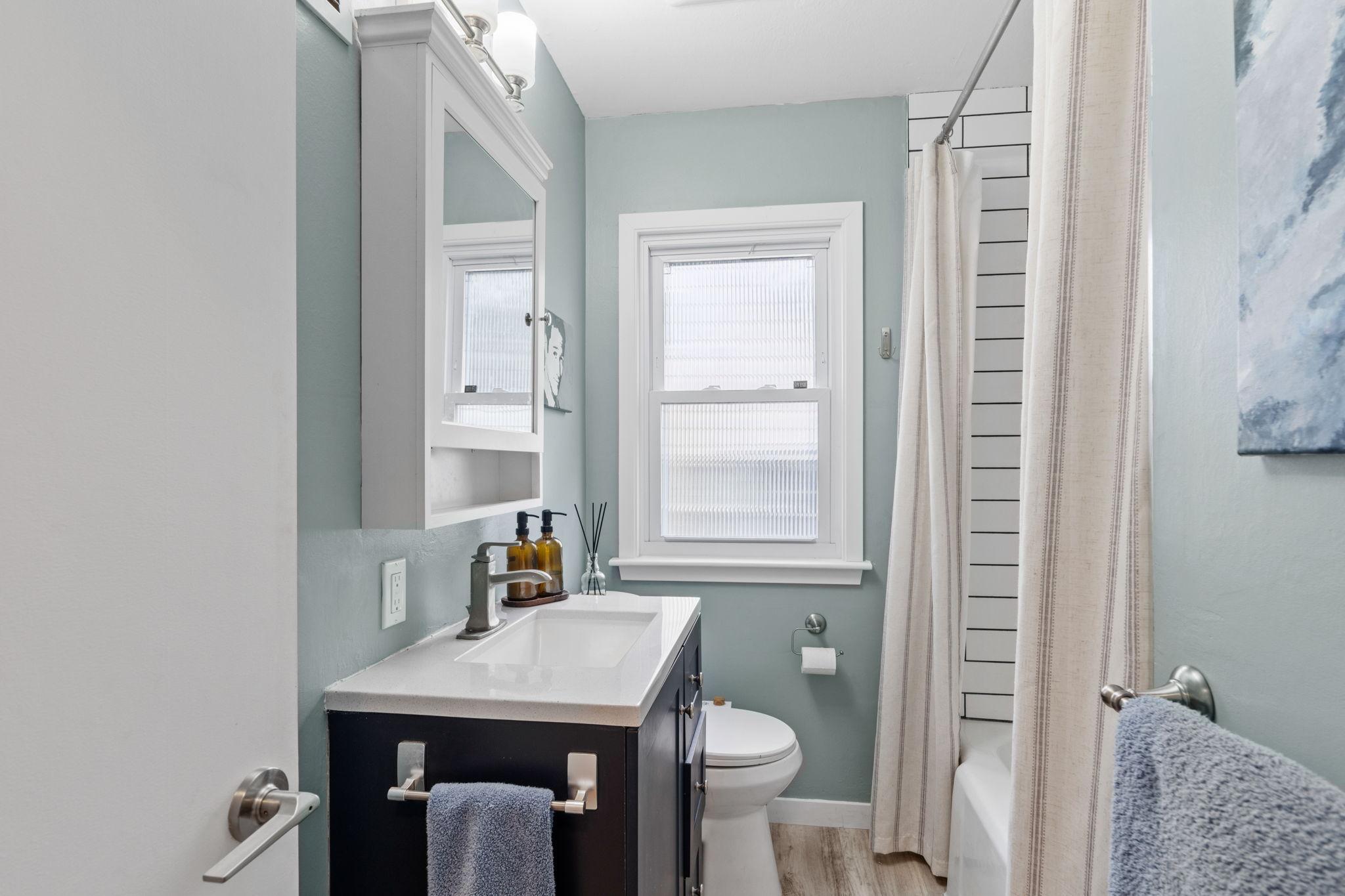 5637 Irving Avenue S Property Photo 17