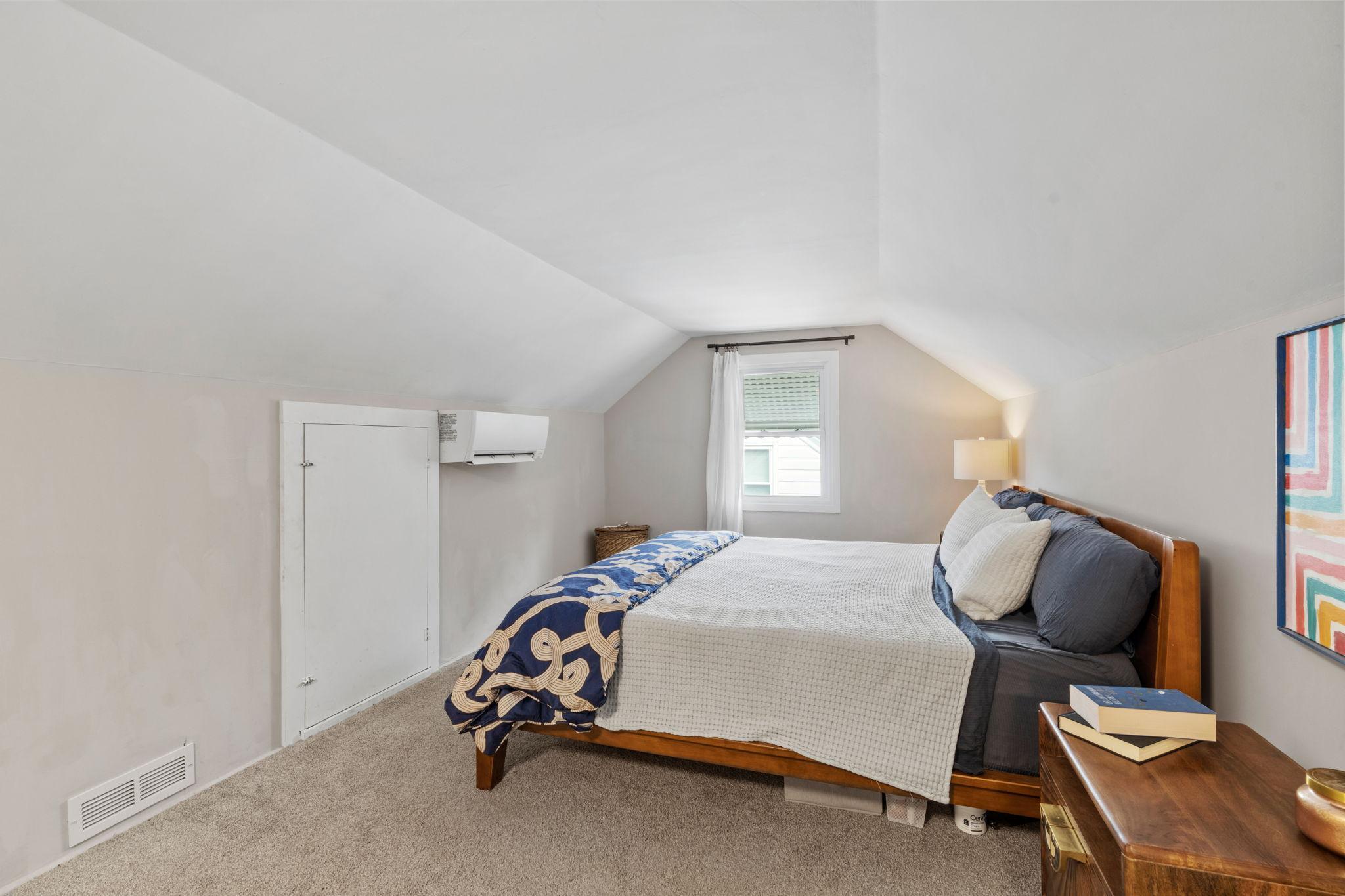 5637 Irving Avenue S Property Photo 19