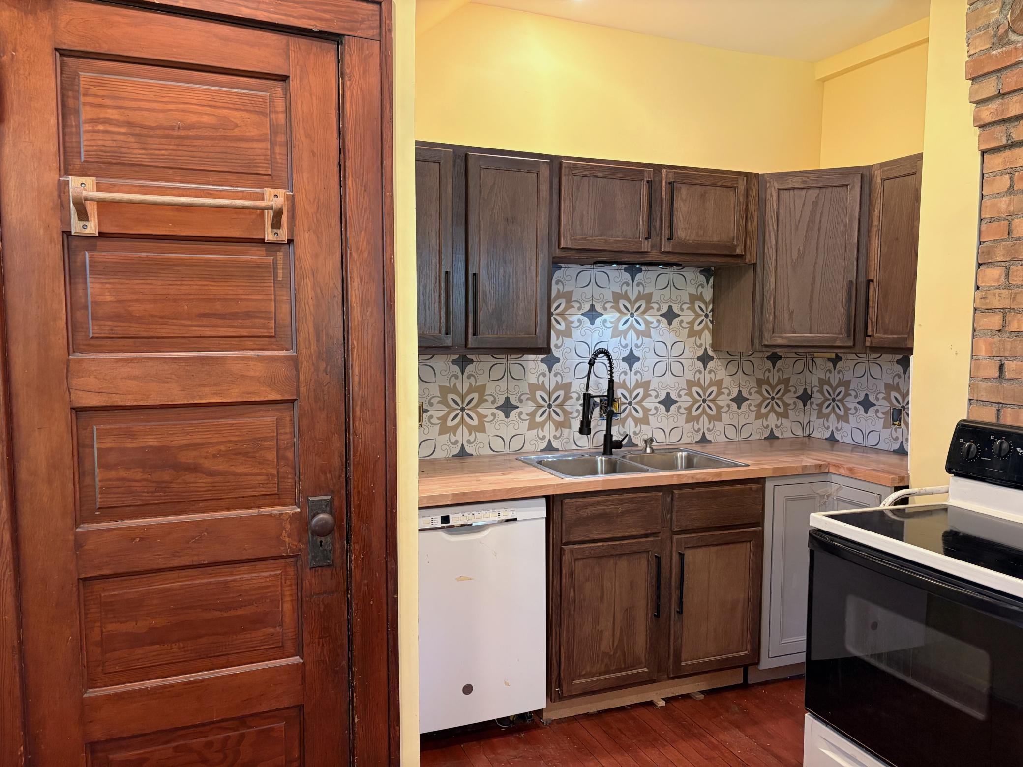 717 S 9th Street Property Photo 10